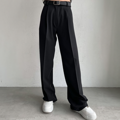 Elegante Stoffhose mit Bügelfalten