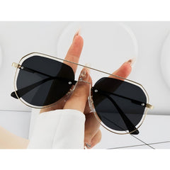 Sonnenbrille mit Metallrahmen und UV-Schutz