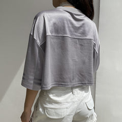 Silbernes Mesh-T-Shirt mit V-Ausschnitt