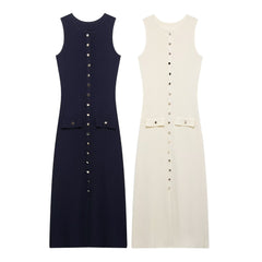 Ärmelloses Strickkleid mit Knopfleiste