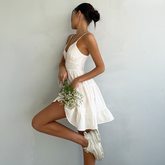 Kurzes Spaghettiträger-Kleid