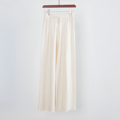 Lässige Strickhose mit Bindegürtel