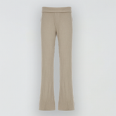 Gerippte Hose mit ausgestelltem Bein