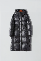 Lange Steppjacke mit Kapuze