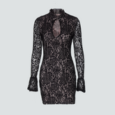 Elegantes Spitzenkleid mit langen Ärmeln