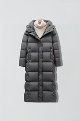 Maxi-Steppjacke mit Kapuze
