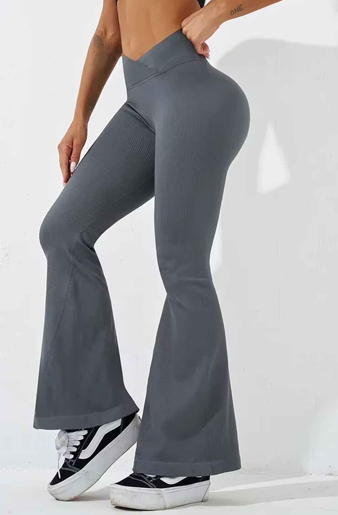 Bell-Bottom Pilates Leggings | Naia